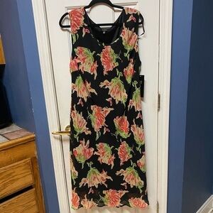 SI Connections Women's Plus Size 20W Black Pink Floral Short Sleeve Dress.